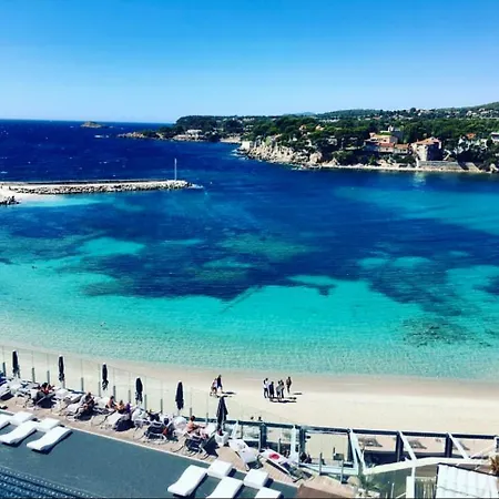 Vue Splendide - Situe A 50 Metres Du Bord De Et 2 Minutes Des Plages - Bandolina * 邦多勒