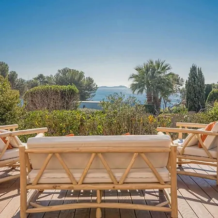 Vue Splendide - Situe A 50 Metres Du Bord De Et 2 Minutes Des Plages - Bandolina 公寓