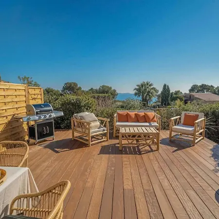 Vue Splendide - Situe A 50 Metres Du Bord De Et 2 Minutes Des Plages - Bandolina