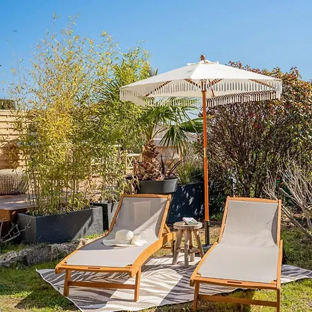 Vue Splendide - Situe A 50 Metres Du Bord De Et 2 Minutes Des Plages - Bandolina